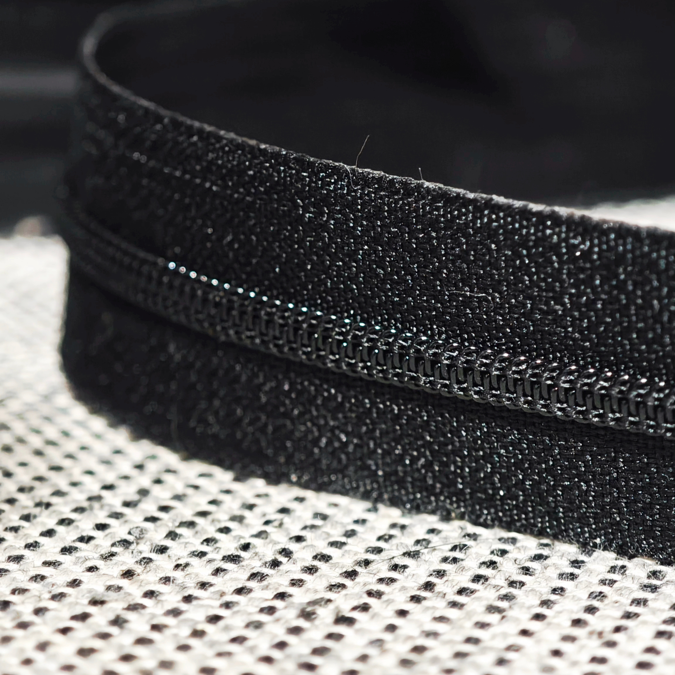 YKK　止水ファスナー AquaGuard®　#3